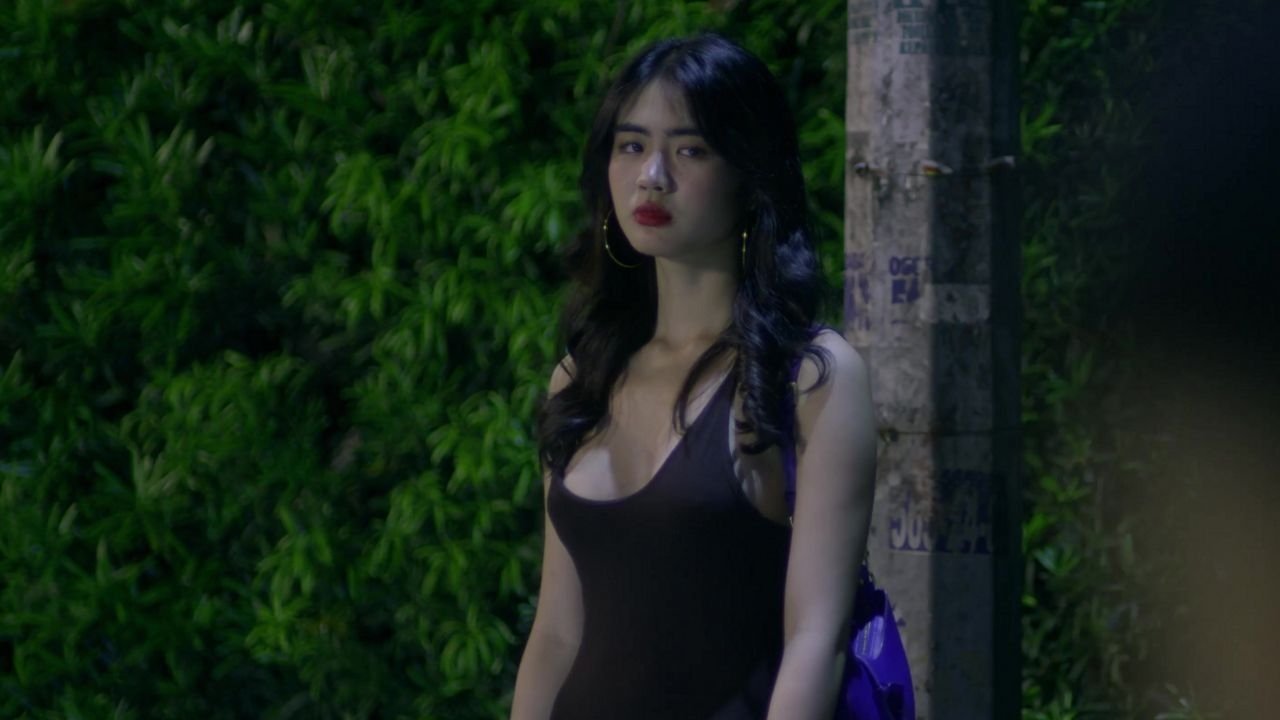Suki backdrop
