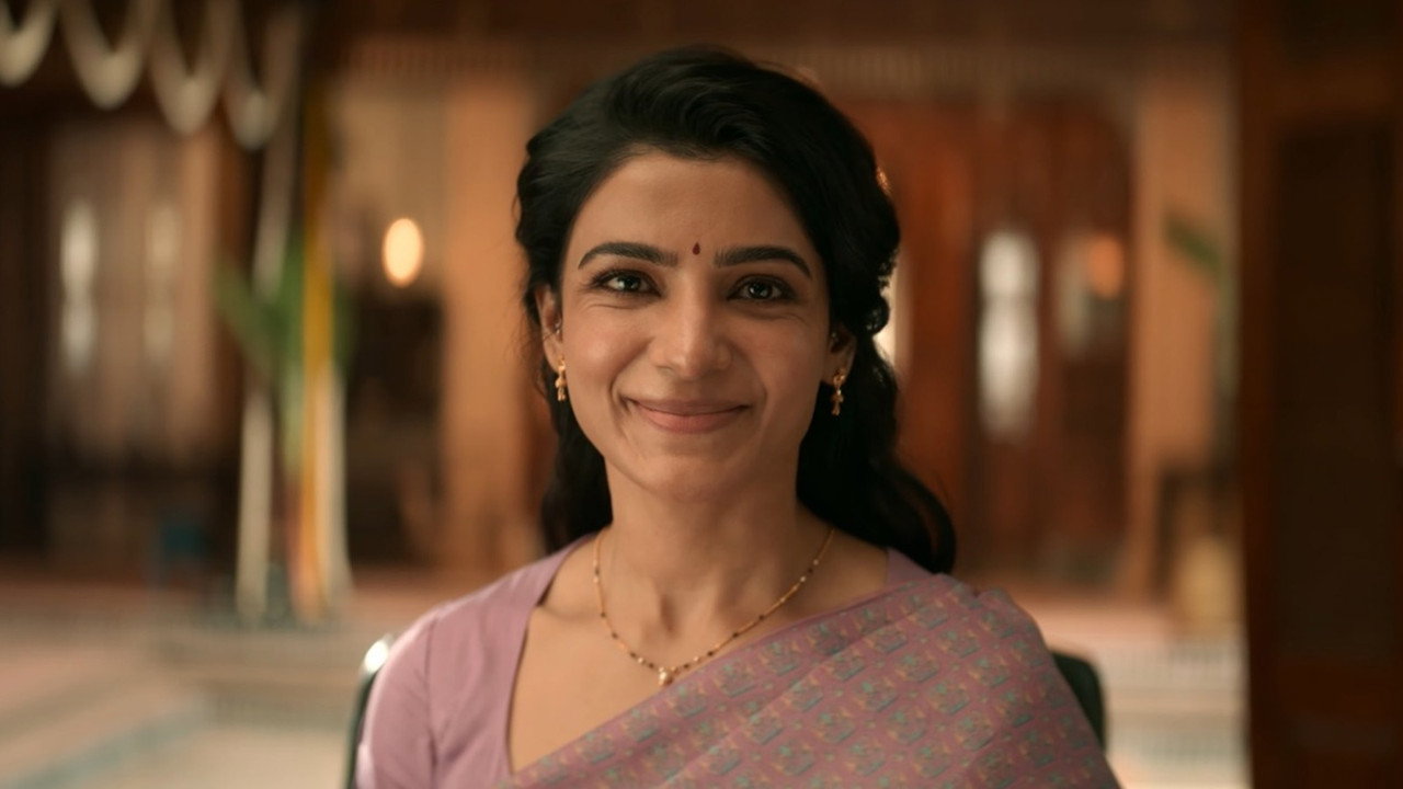 Maa Inti Bangaram backdrop