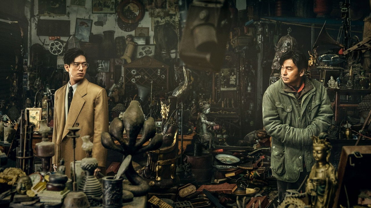 Schemes in Antiques backdrop