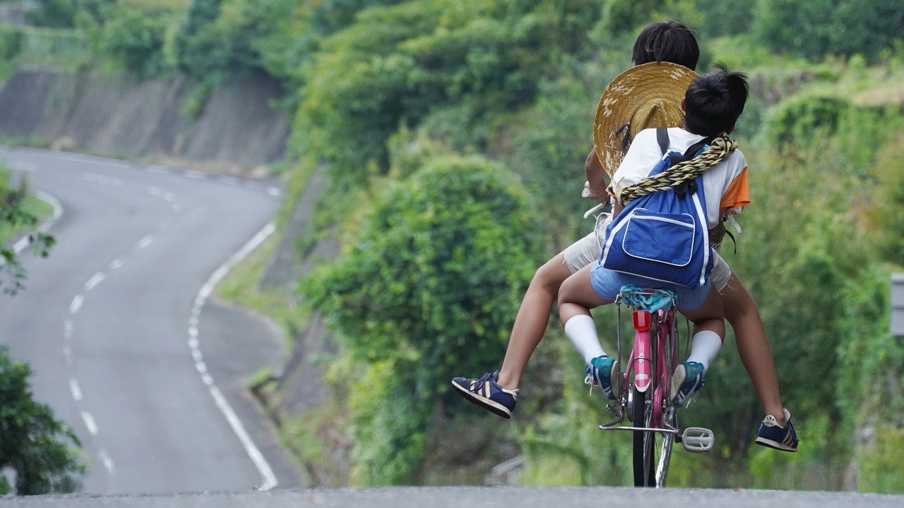 Sabakan backdrop