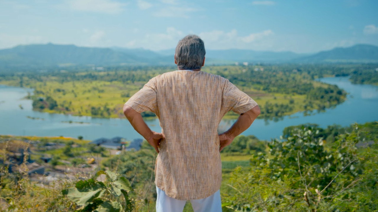The Great Grand Superhero: Aliens Ka Aagman backdrop