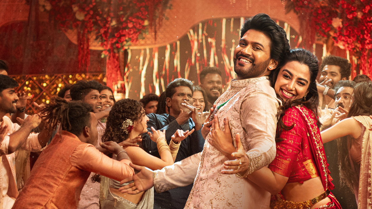 Anaganaga Oka Raju backdrop
