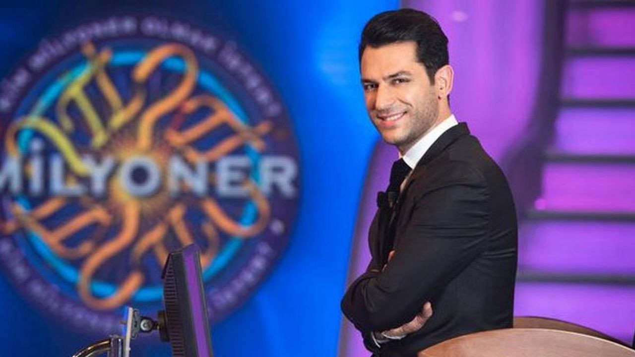 Kim Bir Milyon İster? backdrop